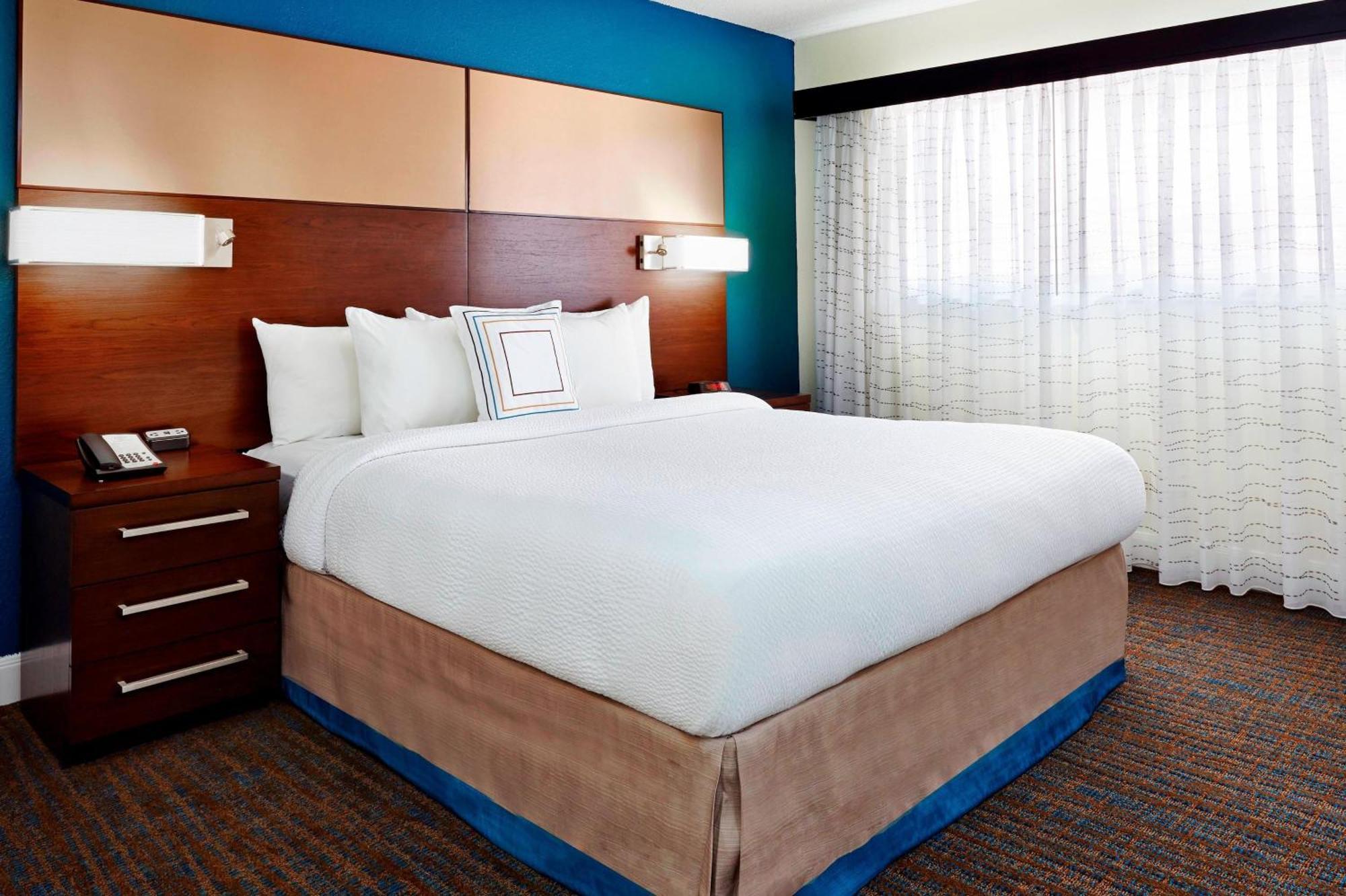 Residence Inn Houston By The Galleria Екстер'єр фото