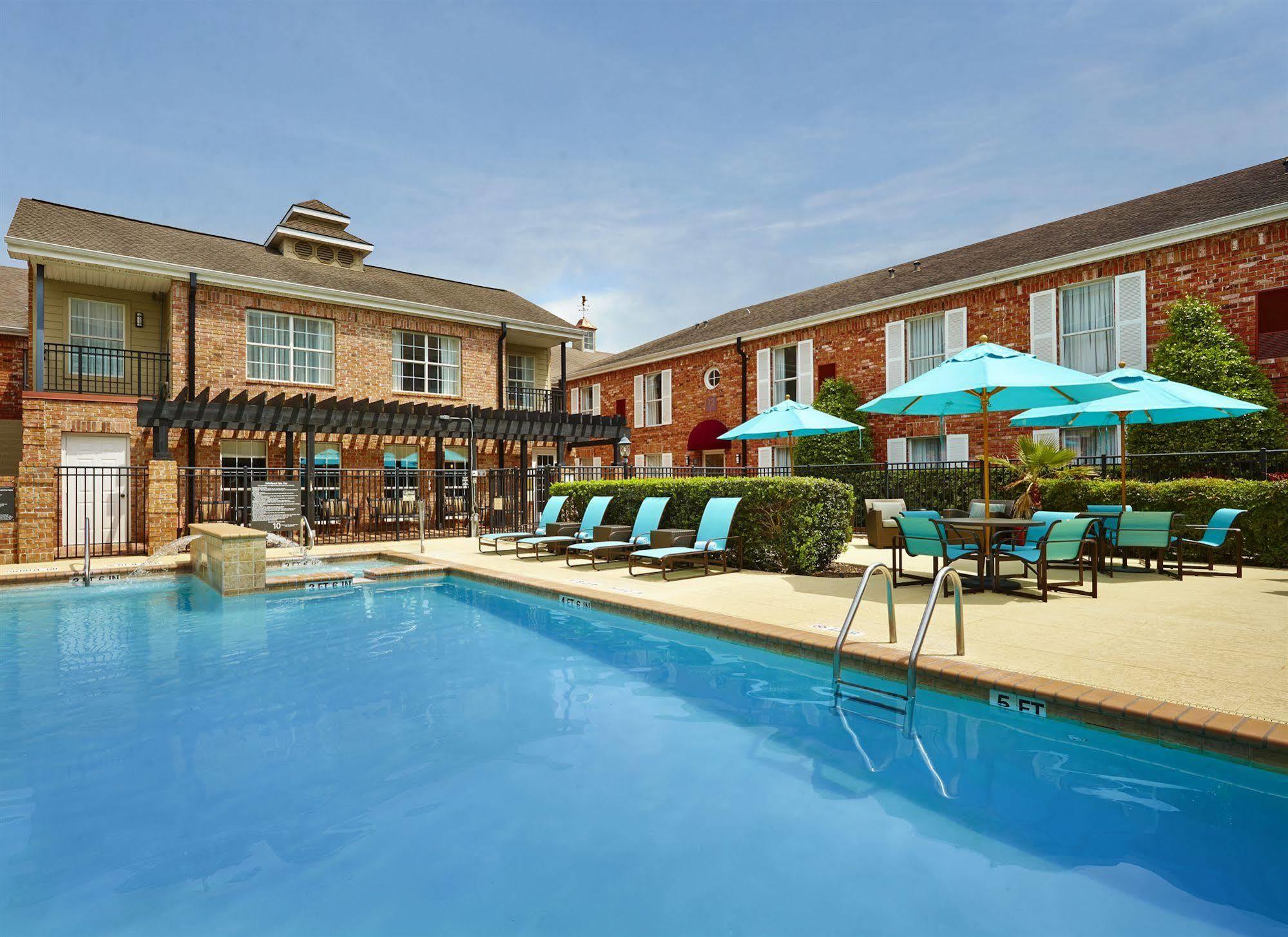 Residence Inn Houston By The Galleria Екстер'єр фото